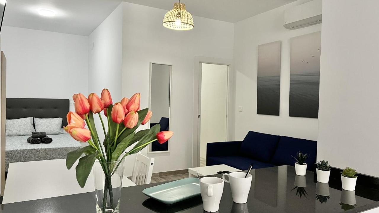 Los Tilos Suites-Vialia Málaga Extérieur photo