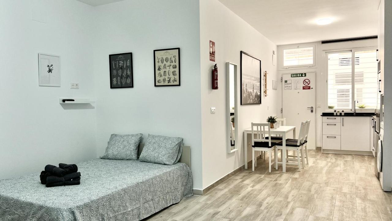 Los Tilos Suites-Vialia Málaga Extérieur photo
